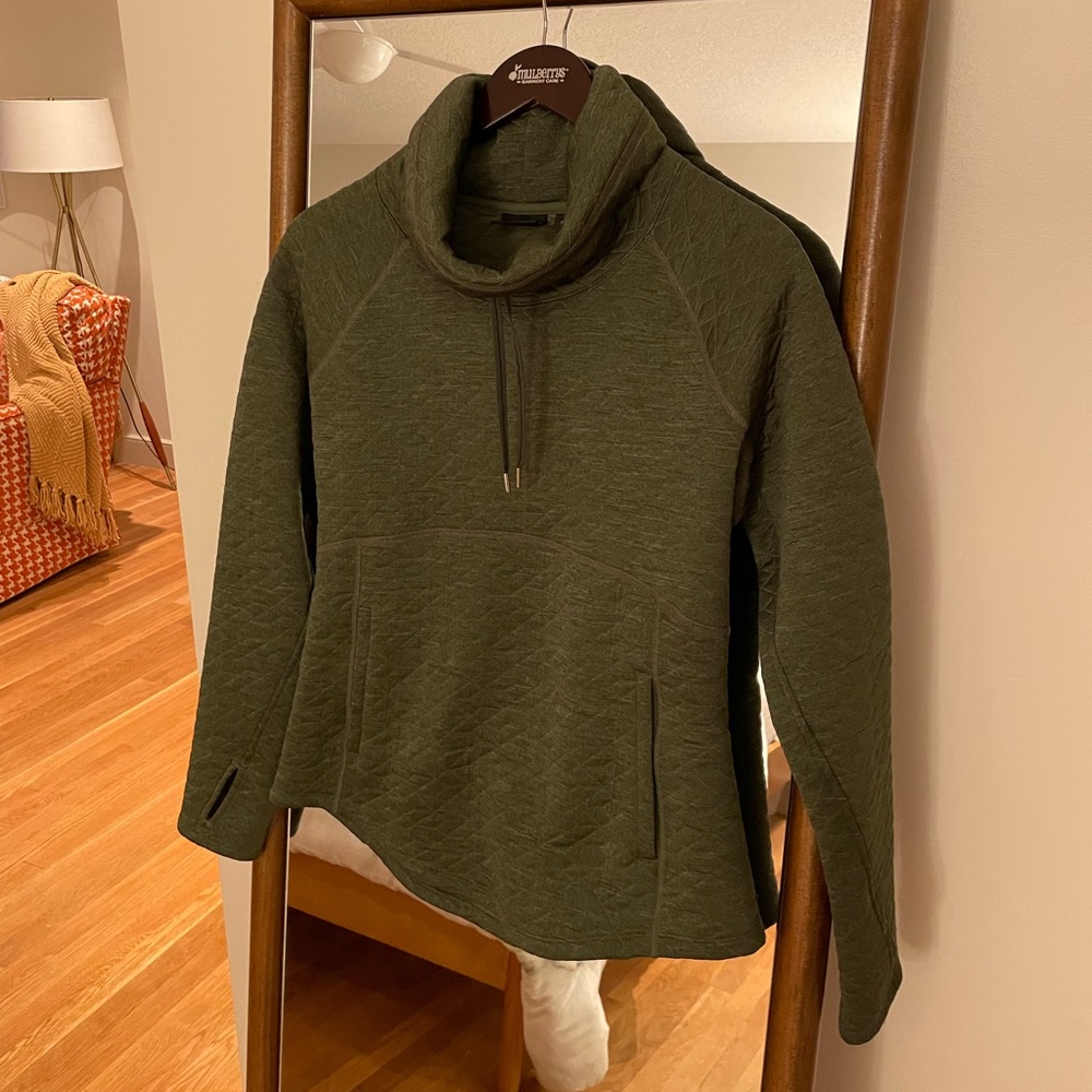Marmot pullover sweatshirt